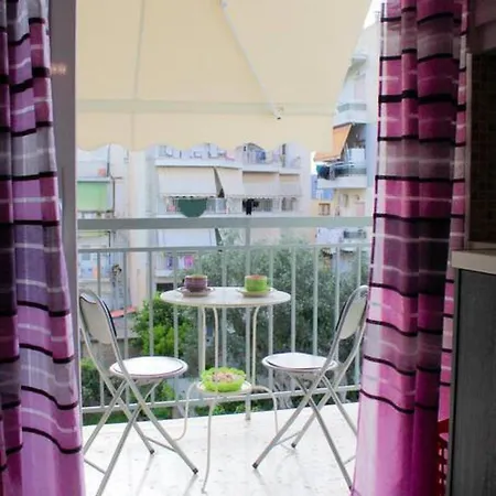 Santa Barbara's Cute Apartment *